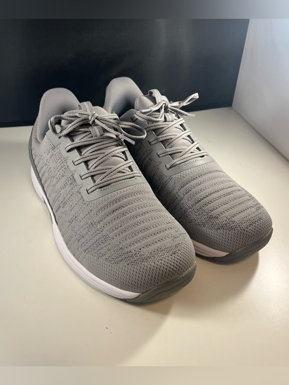 Orthofeet Yari 20013 Mens Gray Step In Sneakers- Size 10 (4E) Extra Wide